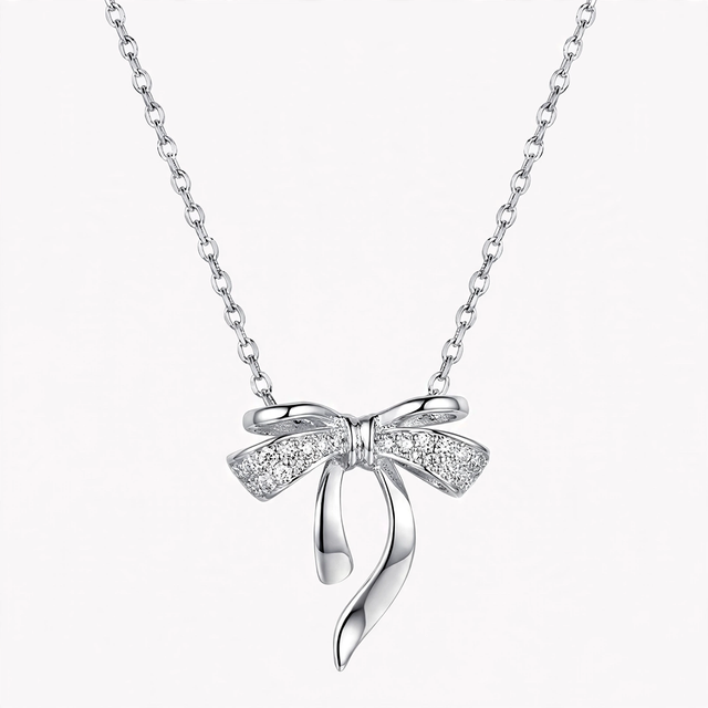 Knott Pendant