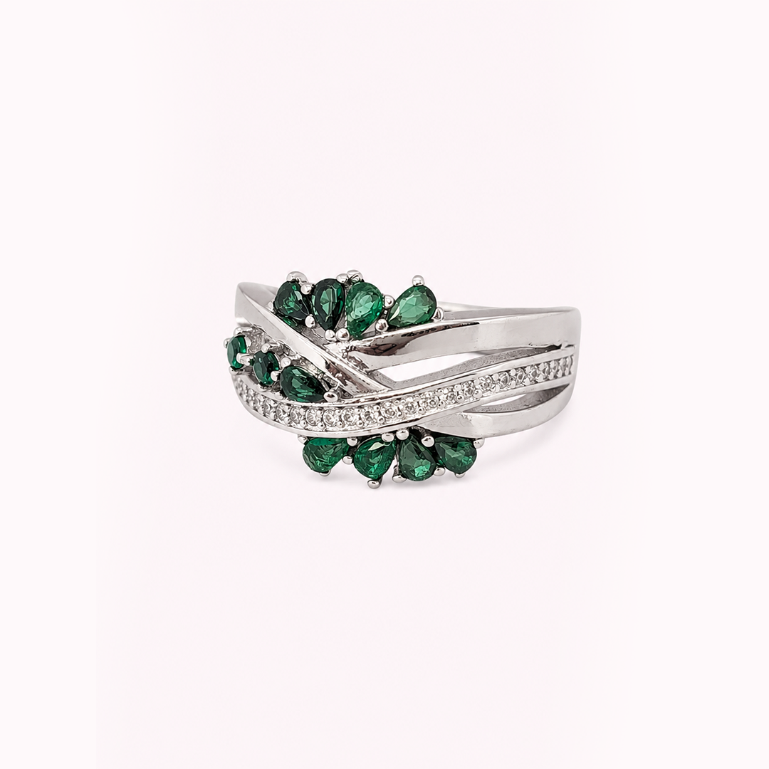 Euna Entwine Emerald Ring