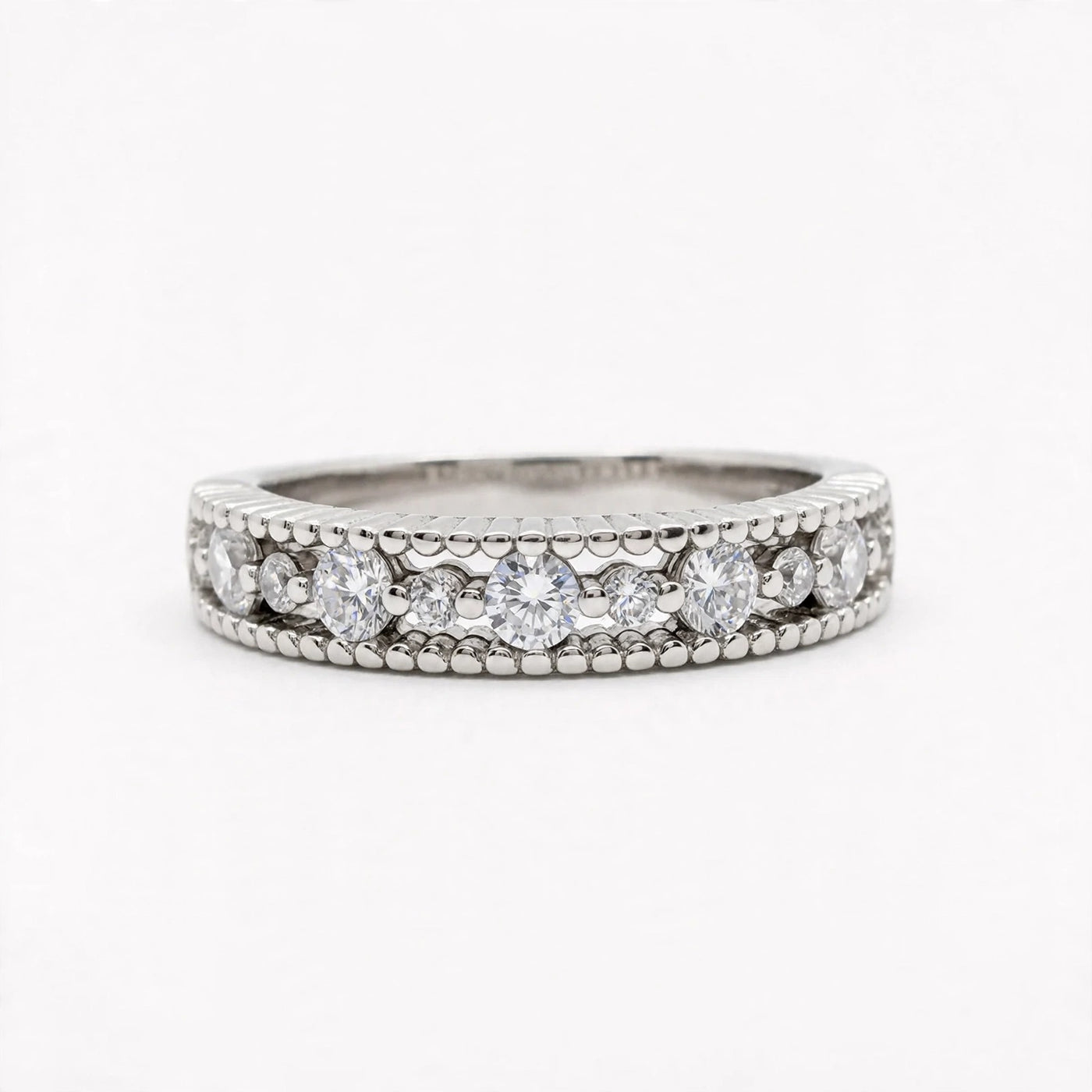 Ring Aeterna